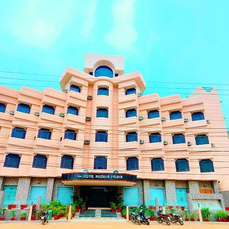 Hotel Krishna Palace Ayodhya Ngoại thất bức ảnh